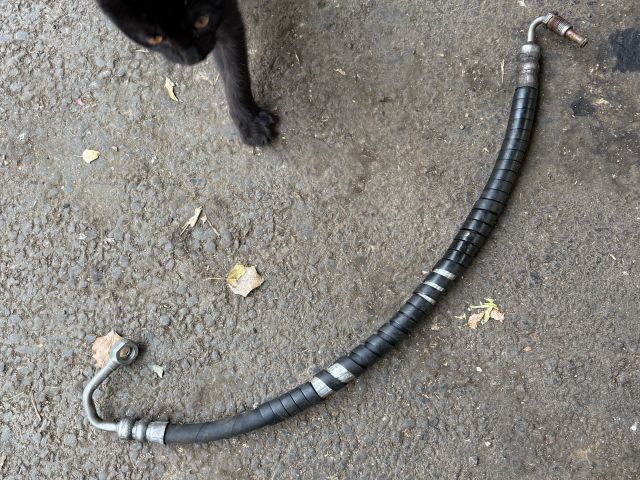 bontott BMW 5 E60 Szervócső