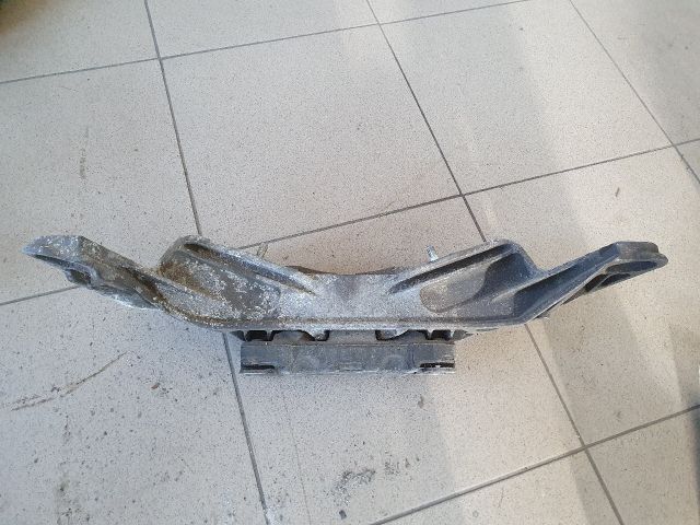 bontott BMW 5 E60 Váltó Tartó Bak (Pozíciófüggetlen)