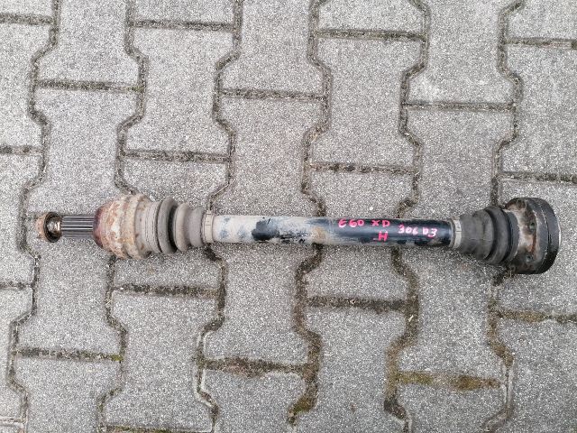 bontott BMW 5 E60 Jobb hátsó Féltengely