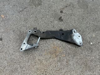 bontott BMW 5 E60 Váltó Tartó Bak (Pozíciófüggetlen)