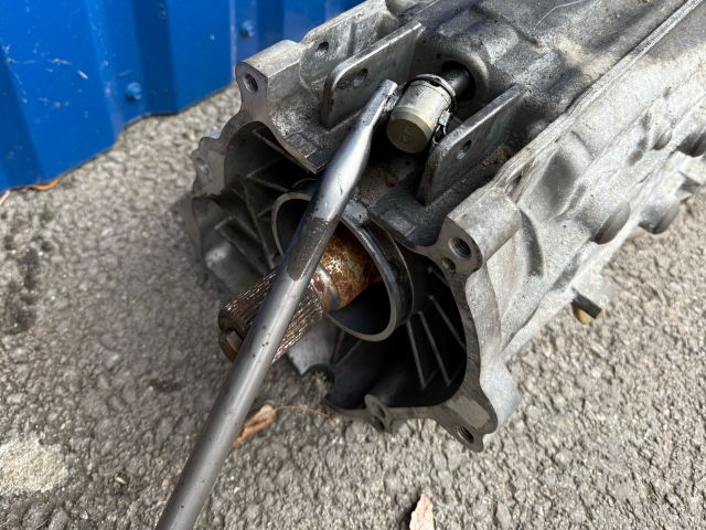 bontott BMW 5 E60 Váltó (Mechanikus)