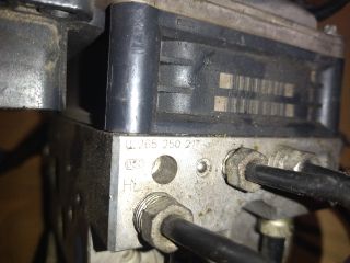 bontott BMW 5 E60 ABS Kocka