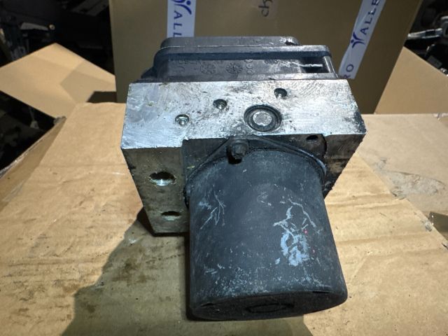 bontott BMW 5 E60 ABS Kocka