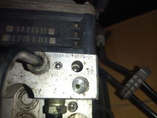 bontott BMW 5 E60 ABS Kocka