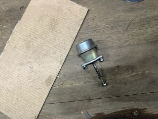 bontott BMW 5 E60 Turbó Vákum Szelep