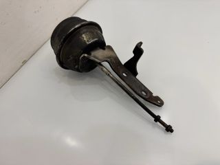 bontott BMW 5 E60 Turbó Vákum Szelep