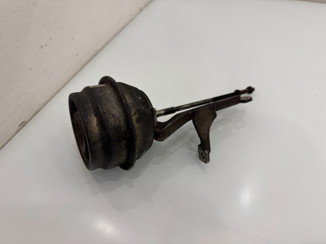 bontott BMW 5 E60 Turbó Vákum Szelep