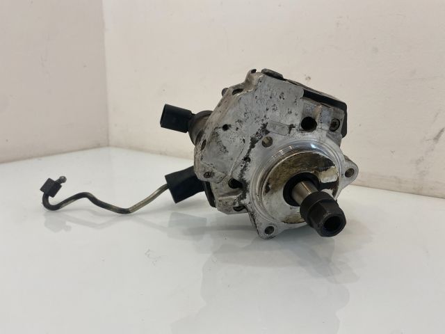 bontott BMW 5 E60 Üzemanyag Szivattyú