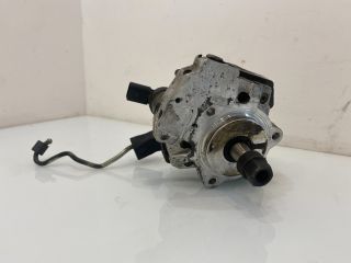 bontott BMW 5 E60 Üzemanyag Szivattyú