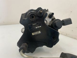 bontott BMW 5 E60 Üzemanyag Szivattyú