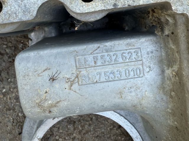 bontott BMW 5 E60 Olajteknő