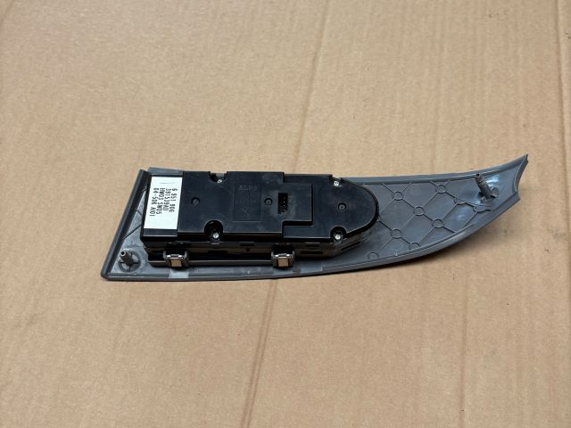 bontott BMW 5 E60 Ablakemelő Kapcsoló Négyes / Kettes