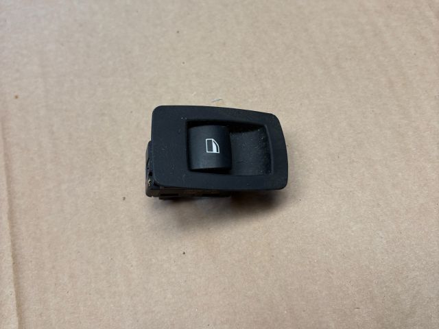 bontott BMW 5 E60 Ablakemelő Kapcsoló (Pozíciófüggetlen)