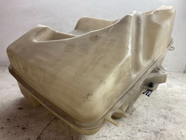 bontott BMW 5 E60 Ablakmosó Tartály