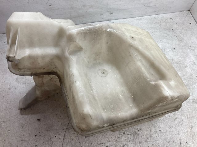 bontott BMW 5 E60 Ablakmosó Tartály