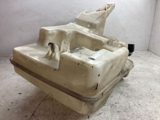 bontott BMW 5 E60 Ablakmosó Tartály