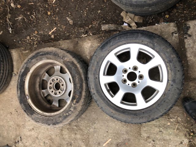 bontott BMW 5 E60 Alufelni Gumival (1 db)