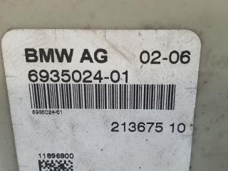 bontott BMW 5 E60 Antenna Erősítő