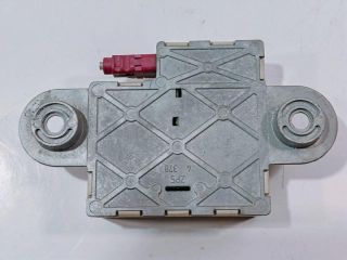 bontott BMW 5 E60 Antenna Erősítő