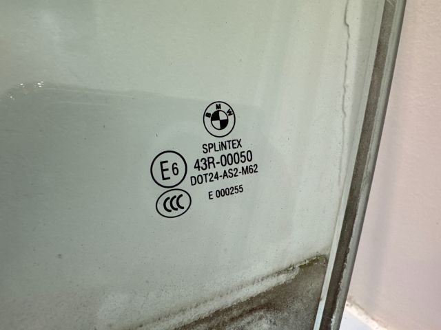 bontott BMW 5 E60 Bal első Ablak