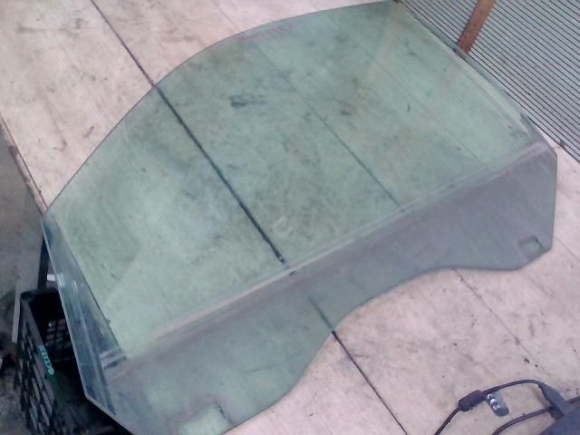 bontott BMW 5 E60 Bal első Ablak