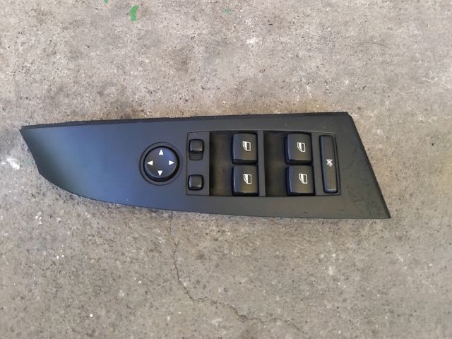 bontott BMW 5 E60 Bal első Ablakemelő Kapcsoló