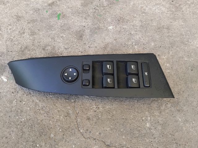 bontott BMW 5 E60 Bal első Ablakemelő Kapcsoló