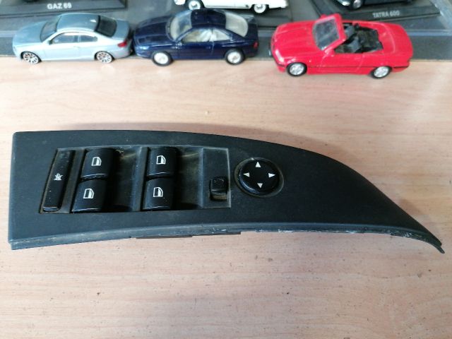 bontott BMW 5 E60 Bal első Ablakemelő Kapcsoló