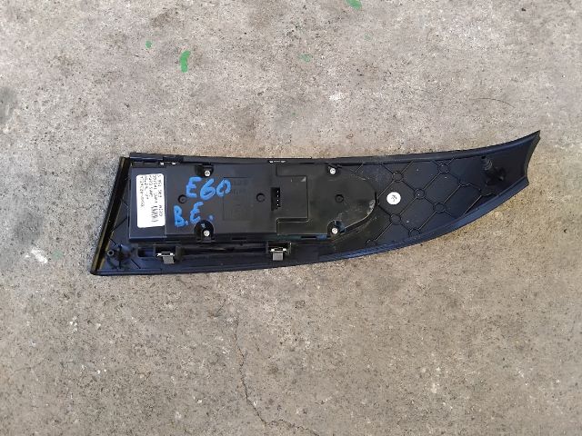 bontott BMW 5 E60 Bal első Ablakemelő Kapcsoló