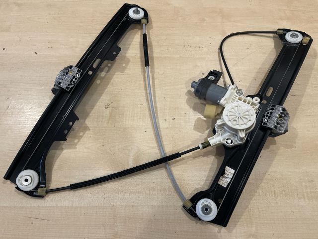 bontott BMW 5 E60 Bal első Ablakemelő Szerkezet (Elektromos)