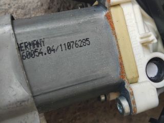 bontott BMW 5 E60 Bal első Ablakemelő Szerkezet (Elektromos)