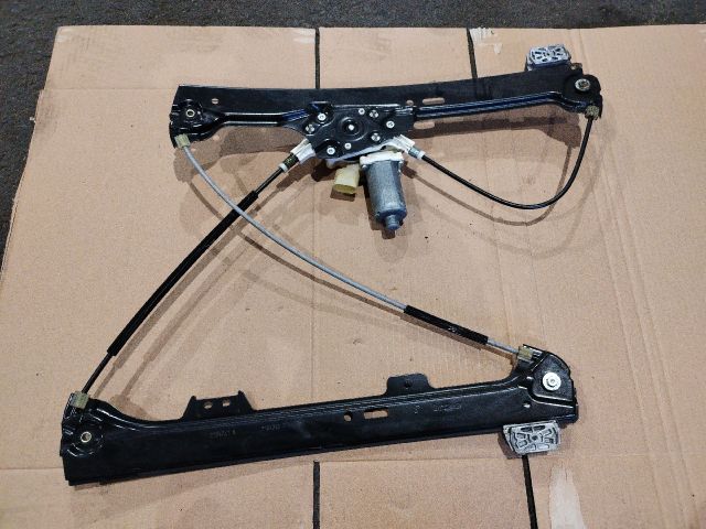 bontott BMW 5 E60 Bal első Ablakemelő Szerkezet (Elektromos)