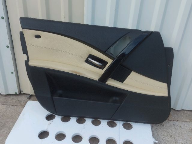 bontott BMW 5 E60 Bal első Ajtó Kárpit