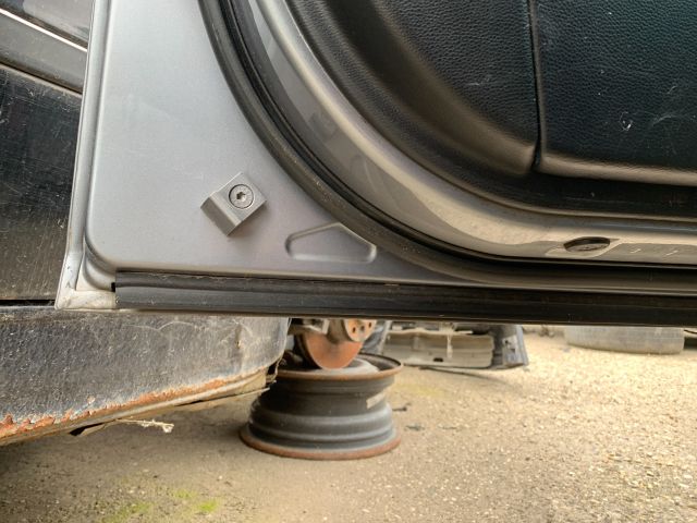 bontott BMW 5 E60 Bal első Ajtó (Üres lemez)