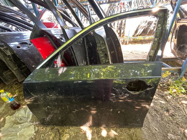 bontott BMW 5 E60 Bal első Ajtó (Üres lemez)