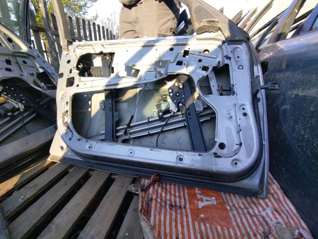 bontott BMW 5 E60 Bal első Ajtó (Üres lemez)