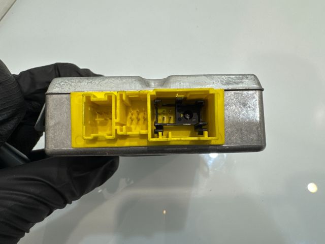 bontott BMW 5 E60 Bal első Ajtó Vezérlőegység