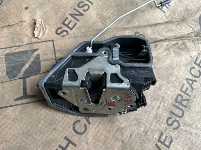 bontott BMW 5 E60 Bal első Ajtózár