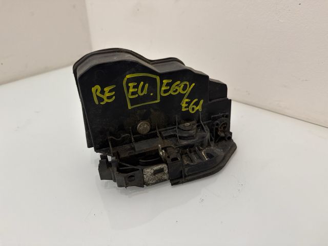 bontott BMW 5 E60 Bal első Ajtózár