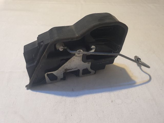 bontott BMW 5 E60 Bal első Ajtózár