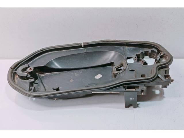 bontott BMW 5 E60 Bal első Külső Kilincsfészek