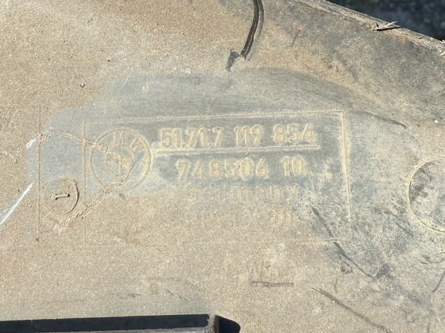 bontott BMW 5 E60 Bal első Lökhárító Sarok