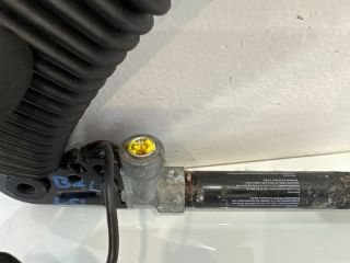 bontott BMW 5 E60 Bal első Övfeszítő