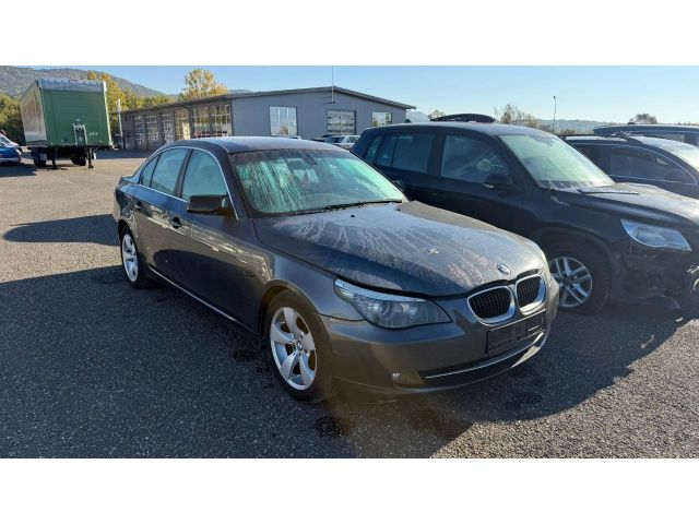 bontott BMW 5 E60 Bal első Övfeszítő