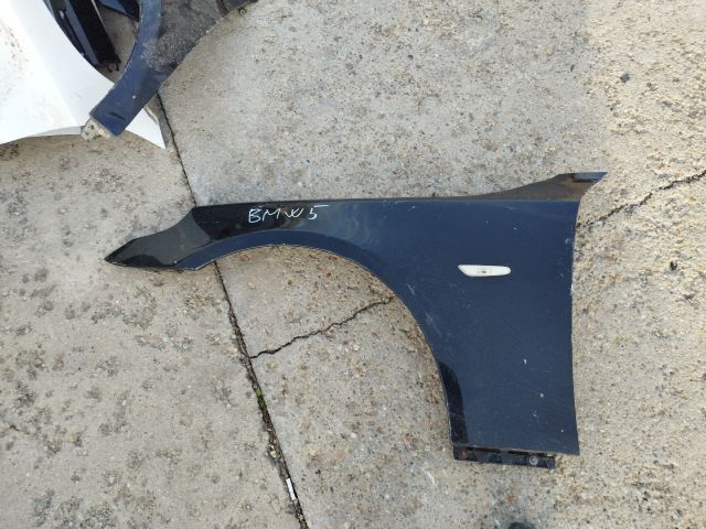 bontott BMW 5 E60 Bal első Sárvédő