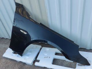 bontott BMW 5 E60 Bal első Sárvédő