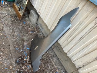 bontott BMW 5 E60 Bal első Sárvédő