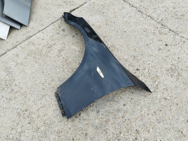 bontott BMW 5 E60 Bal első Sárvédő