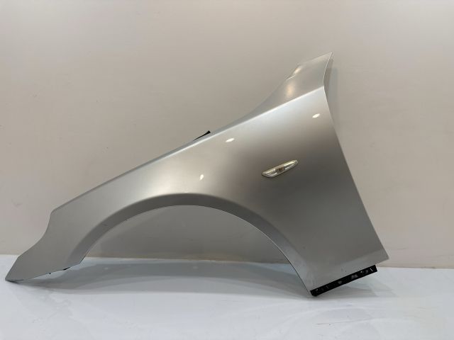 bontott BMW 5 E60 Bal első Sárvédő