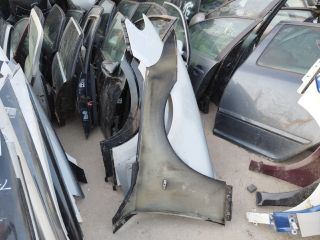 bontott BMW 5 E60 Bal első Sárvédő